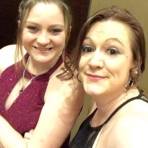 Meet your Posher, Kari